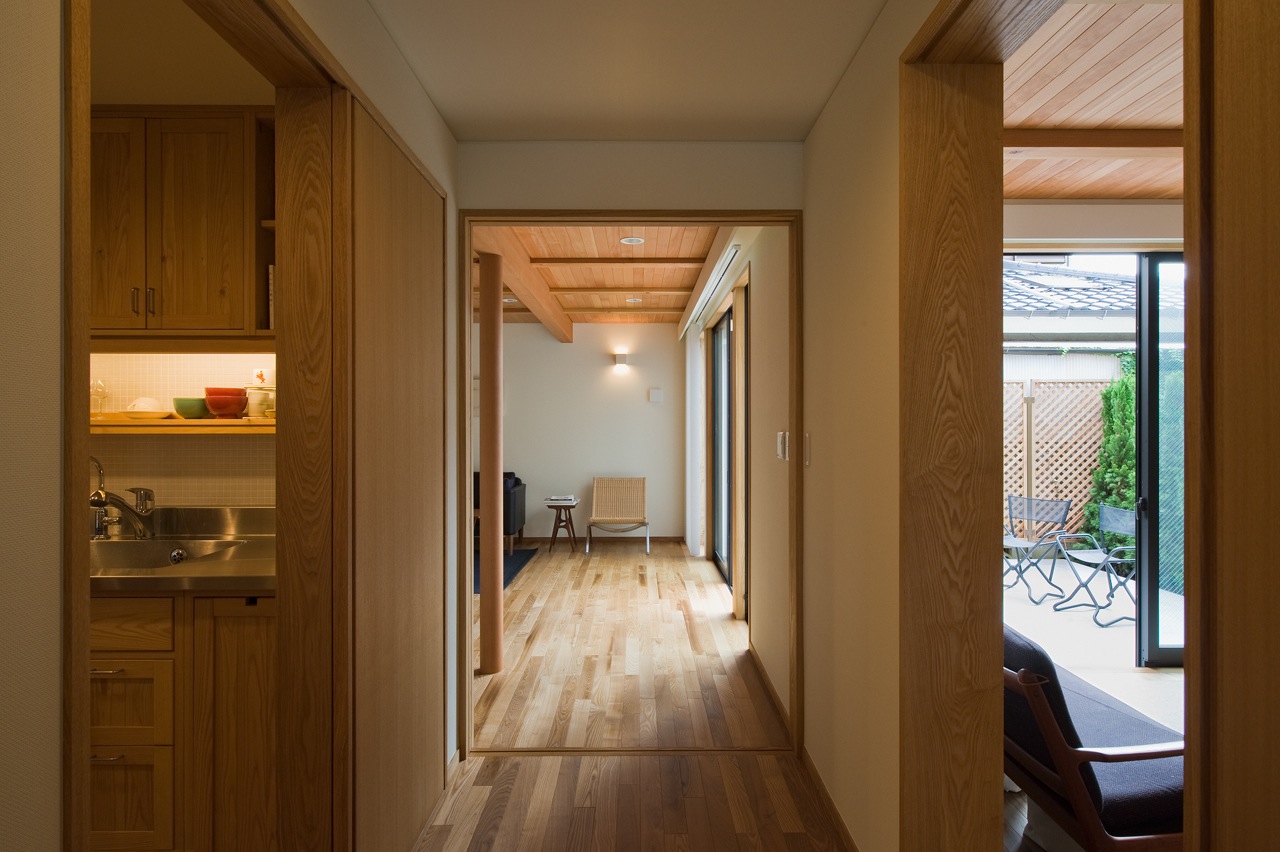 Living/dining and kitchen entrance from hall   Living/dining and kitchen entrance from hall